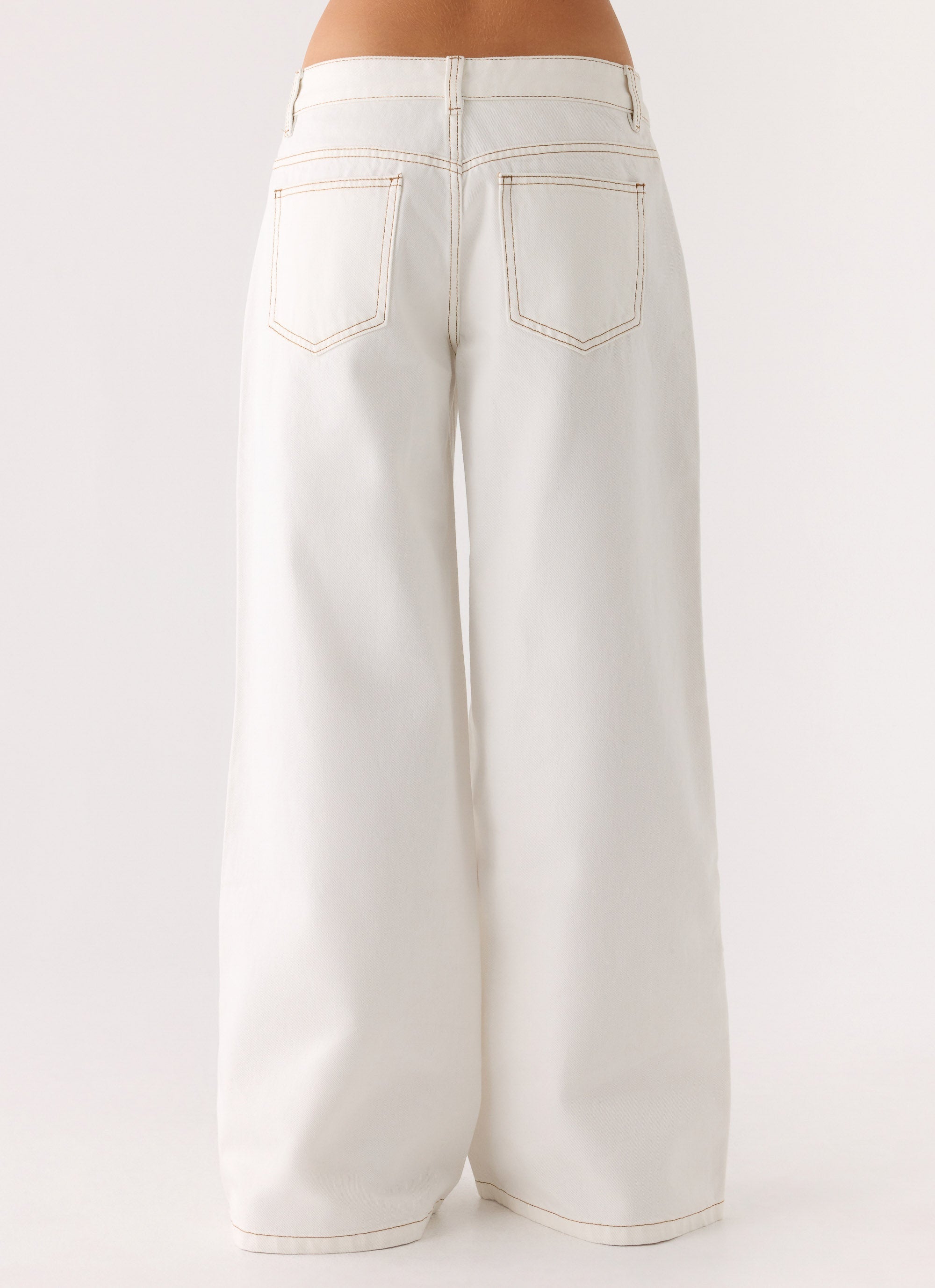 Neo Low Rise Wide Leg Jeans - Ivory